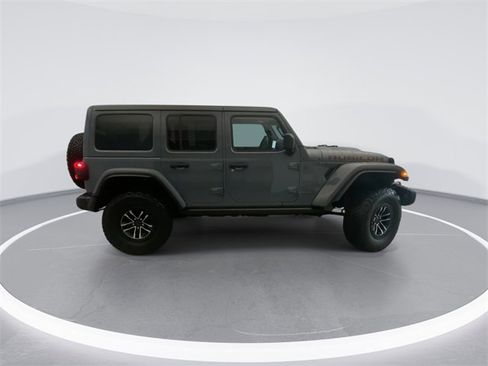 Used 2024 Jeep Wrangler Unlimited Rubicon image 5