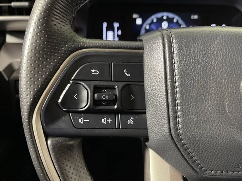 Used 2025 Toyota 4Runner SR5 image 26