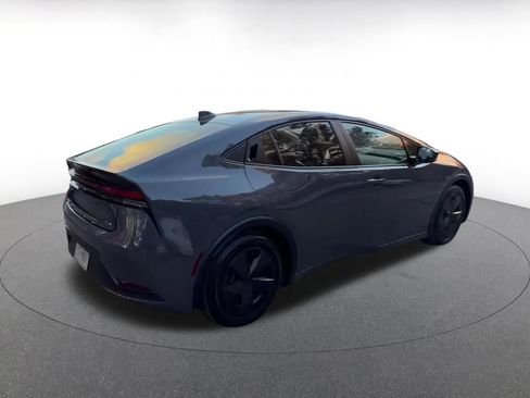 Used 2025 Toyota Prius LE image 15