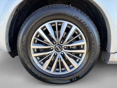 Used 2021 Nissan Armada SL w/ Captain's Chairs Package image 26