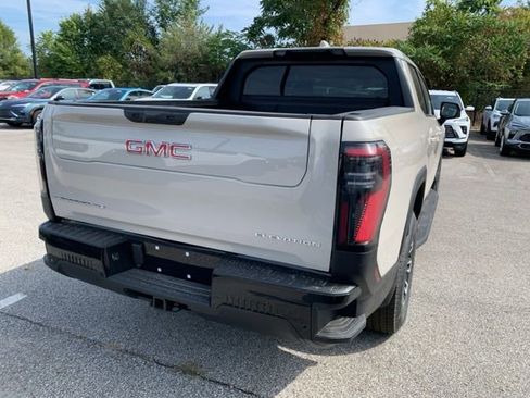 New 2026 GMC Sierra EV Elevation w/ Premium Package image 4