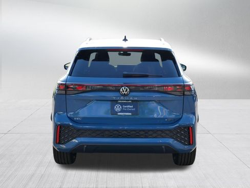 Certified 2025 Volkswagen Tiguan SEL R-Line AWD/4WD image 6