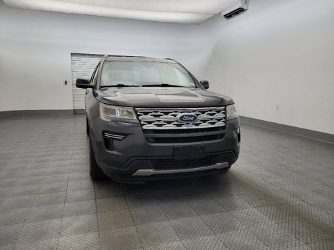 Used 2018 Ford Explorer XLT image 14