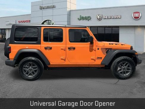 Used 2025 Jeep Wrangler Unlimited Sport AWD/4WD image 8