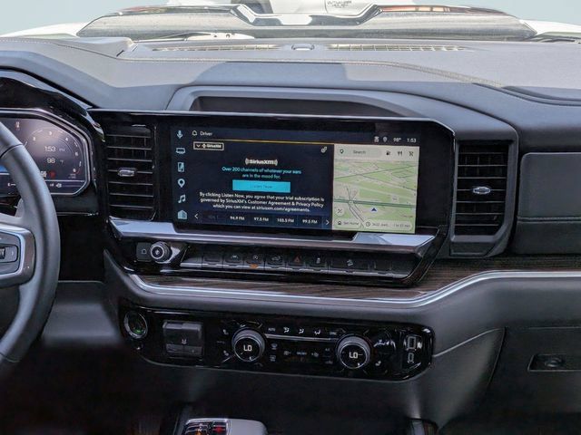 Used 2025 Chevrolet Silverado 1500 LT Trail Boss w/ Convenience Package II AWD/4WD image 17