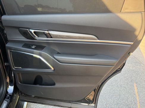 Used 2025 Kia Telluride SX X-Line image 30