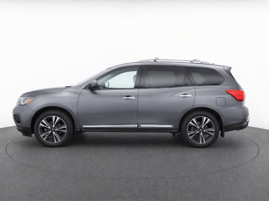 Used 2020 Nissan Pathfinder Platinum w/ Cargo Package FWD image 7