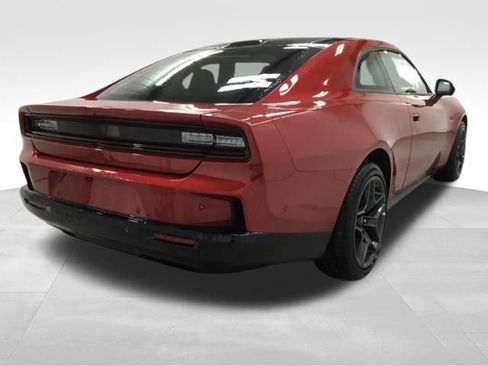 Used 2024 Dodge Charger R/T w/ Plus Group image 17