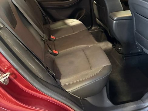 Used 2023 Buick Encore GX Preferred FWD image 8