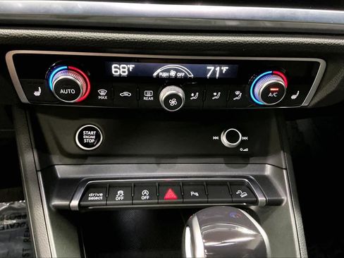 Certified 2023 Audi Q3 2.0T Premium w/ Black Optic Sport Package image 35