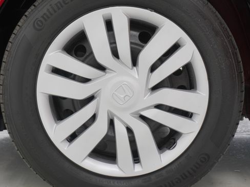 Used 2015 Honda Fit LX image 17