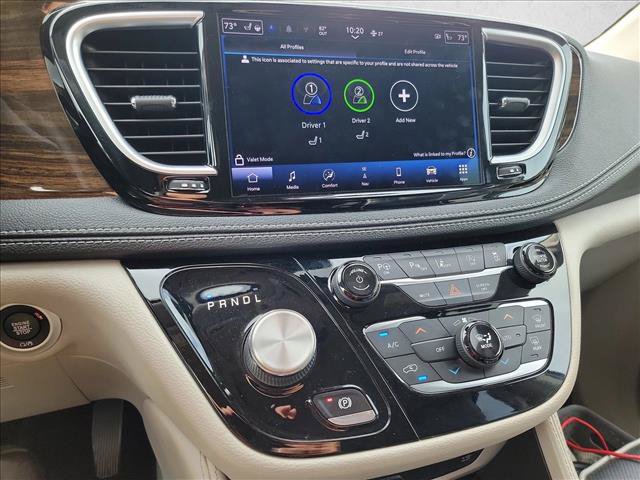 Used 2021 Chrysler Pacifica Limited w/ Uconnect Theater Family Group AWD/4WD image 19