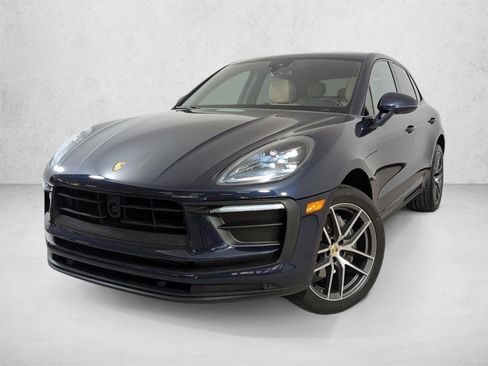 Certified 2023 Porsche Macan AWD/4WD image 1