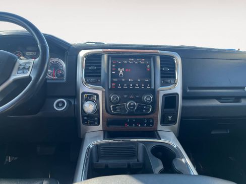 Used 2018 RAM 1500 Laramie w/ Convenience Group image 11