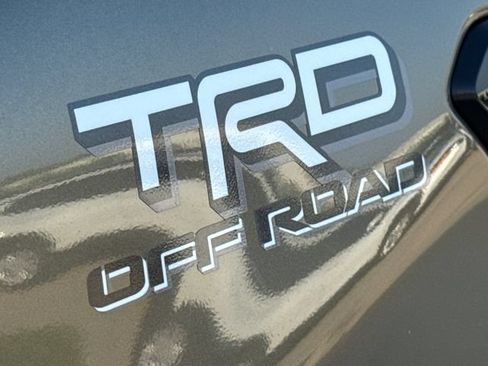 Used 2026 Toyota Tacoma TRD Off-Road AWD/4WD image 6