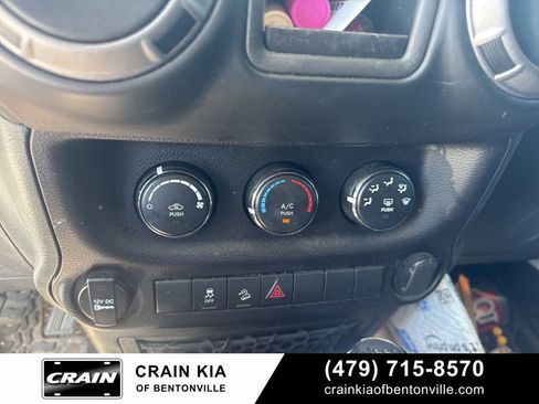 Used 2016 Jeep Wrangler Unlimited Sport image 28