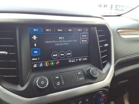 Used 2022 GMC Acadia SLE w/ Driver Convenience Package AWD/4WD image 17