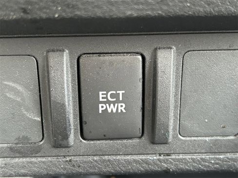 Used 2023 Toyota Tacoma TRD Off-Road w/ Black Out Package (TMS) image 27