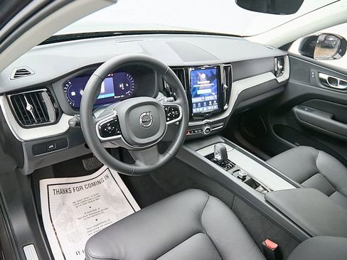 Certified 2025 Volvo XC60 B5 Plus AWD/4WD image 12