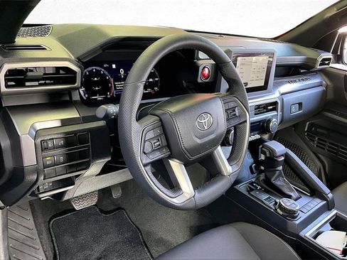 Used 2025 Toyota Tacoma TRD Off-Road image 14