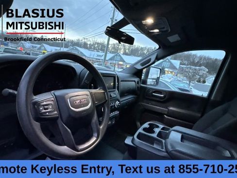 Used 2022 GMC Sierra 2500 Pro w/ Convenience Package image 10