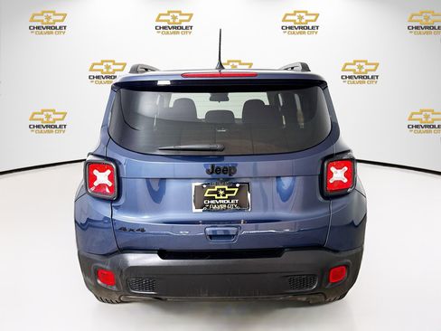 Used 2023 Jeep Renegade Latitude image 6