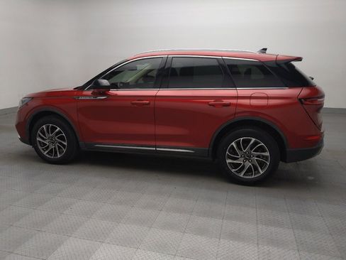 Used 2021 Lincoln Corsair FWD image 3