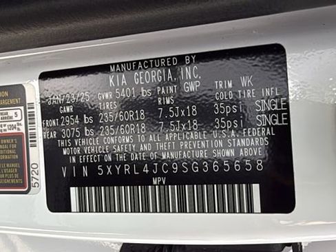 Used 2025 Kia Sorento S w/ Panoramic Sunroof Package image 28
