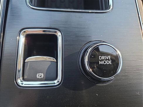 New 2026 Lincoln Aviator 2WD image 17