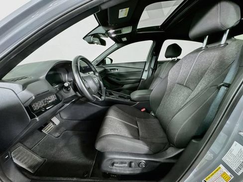 Used 2025 Honda Accord Sport image 22