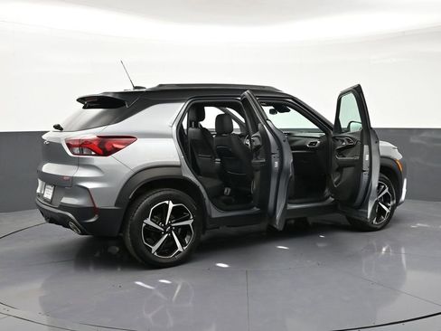 Certified 2023 Chevrolet TrailBlazer RS w/ Convenience Package AWD/4WD image 32