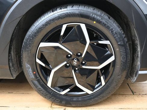 Used 2022 Hyundai Ioniq 5 SE w/ Cargo Package RWD image 36