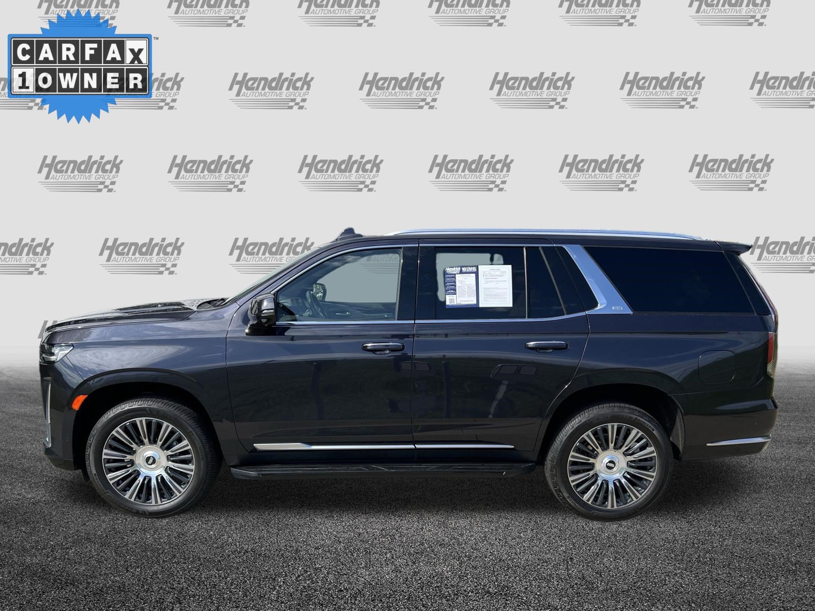Used 2023 Cadillac Escalade Premium Luxury w/ LPO, Illumination Package AWD/4WD image 6