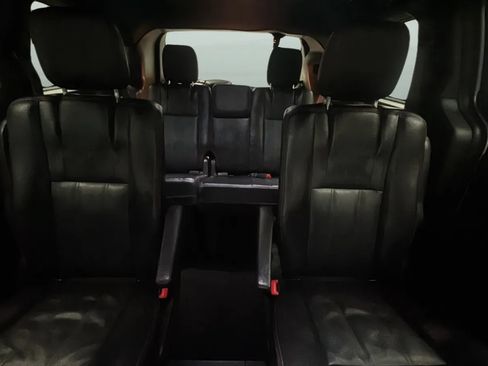 Used 2019 Dodge Grand Caravan GT FWD image 18