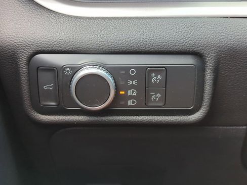 Used 2022 Ford Explorer XLT RWD image 10