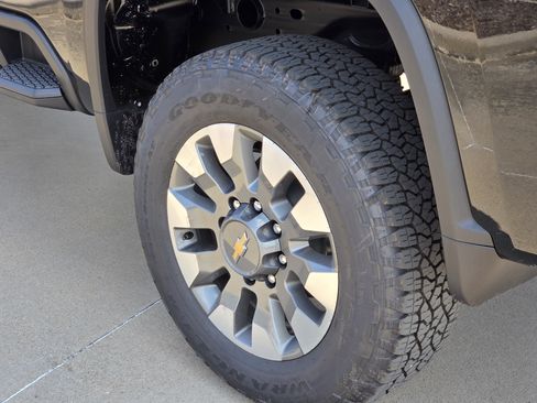 New 2026 Chevrolet Silverado 2500 Custom w/ Custom Value Package AWD/4WD image 5