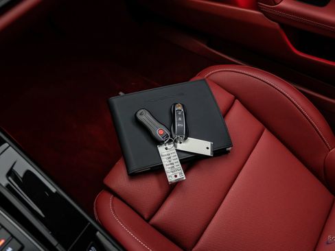 Used 2026 Porsche 911 Carrera GTS RWD image 99