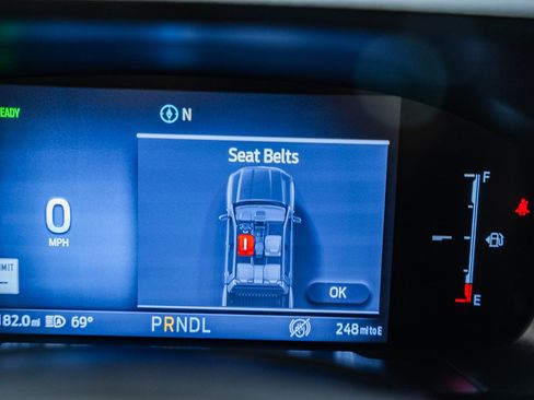 Certified 2026 Ford Maverick Lariat w/ Black Appearance Package image 49