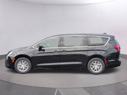 New 2027 Chrysler Pacifica Select