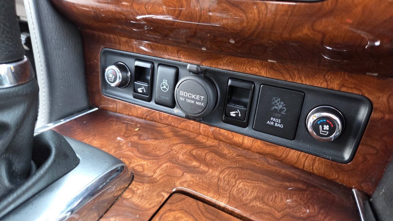 Used 2015 INFINITI QX80 4WD w/ Deluxe Technology Package image 51