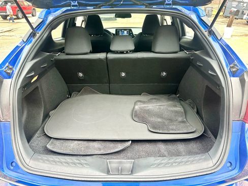 Used 2018 Toyota C-HR image 14