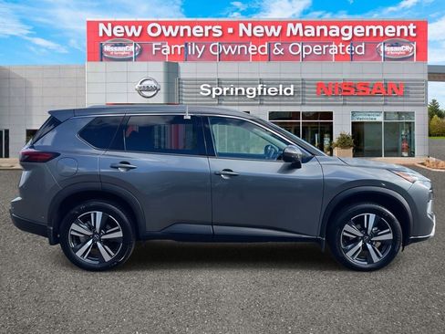 Used 2024 Nissan Rogue SL w/ SL Premium Package AWD/4WD image 6