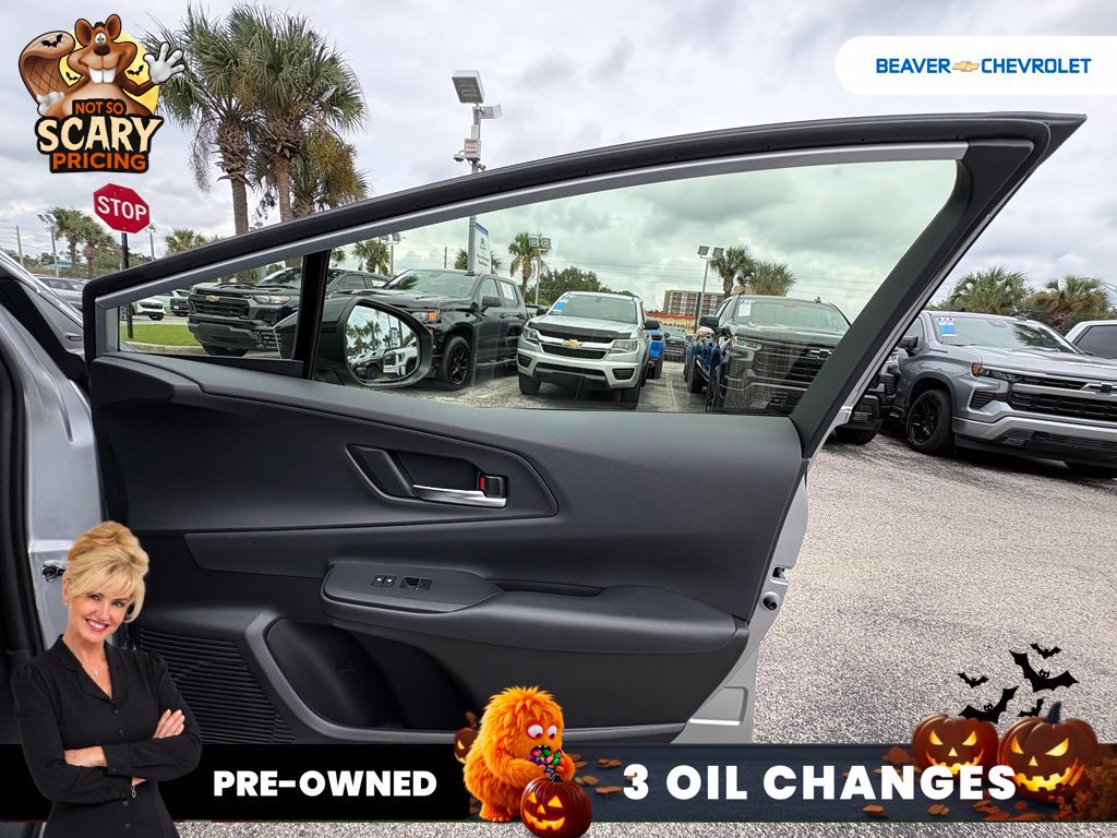 Used 2024 Toyota Prius Prime FWD image 33