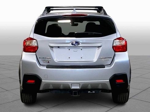 Used 2017 Subaru Crosstrek 2.0i Premium image 5
