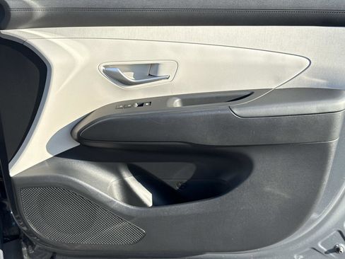 Certified 2025 Hyundai Tucson SEL image 18