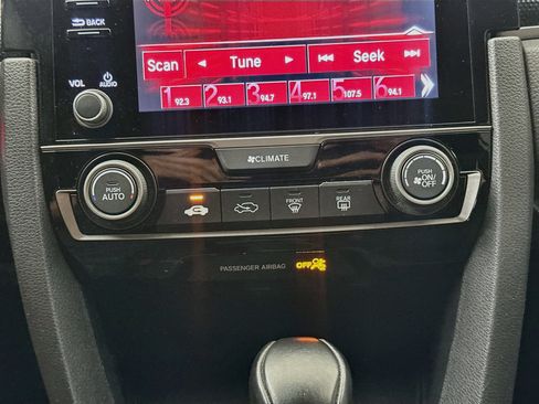 Used 2020 Honda Civic Sport image 22