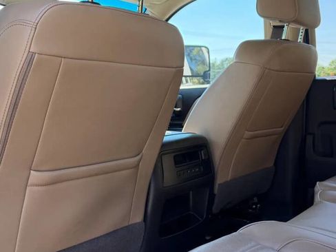 Used 2019 GMC Sierra 2500 Denali w/ Duramax Plus Package image 17