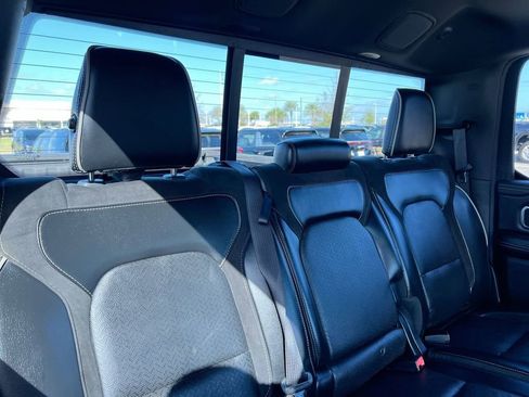 Used 2019 RAM 1500 Laramie image 31