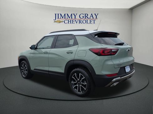 New 2026 Chevrolet TrailBlazer ACTIV w/ Convenience Package FWD image 3