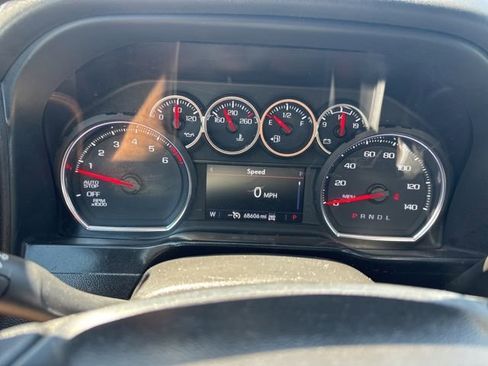 Used 2021 Chevrolet Silverado 1500 LT Trail Boss AWD/4WD image 20
